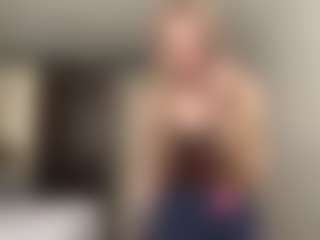 Show de cam en vivo con Lily - Thick en Camsoda