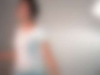 Live cam show with MarciaOwolabi - Skinny on Camsoda