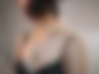 Live cam show with MarciaOwolabi - Skinny Teen (18+) on Camsoda