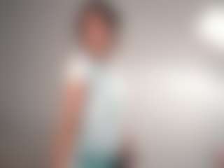 Live cam show with MarciaOwolabi - Yoga on CamClone