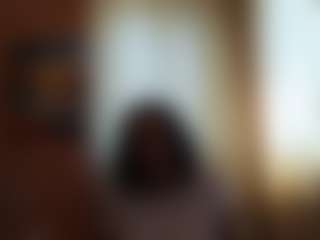 Live cam show with TildaGolian - New Bedroom on Camsoda