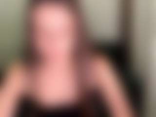 ToshiaKlemencic's Live Sex Cam Show