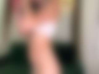 ToshiaKlemencic's Live Sex Cam Show