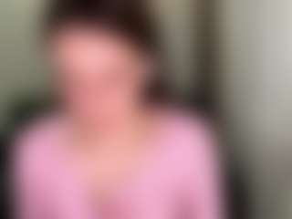 ToshiaKlemencic's Live Sex Cam Show