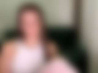 ToshiaKlemencic's Live Sex Cam Show