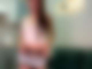 Live cam show with ToshiaKlemencic - Muscle on Milfs Live