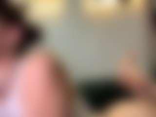 Live cam show with ToshiaKlemencic - Athletic on CamClone
