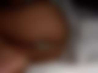 anitalinda MILF webcam performer live streaming
