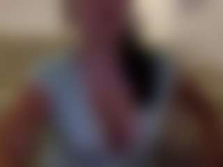 Live cam show with anitalinda - Upskirt on Camsoda