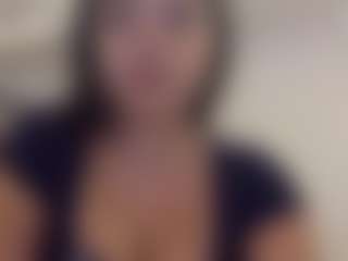 Live cam show with anitalinda - Drinking on Camming Site