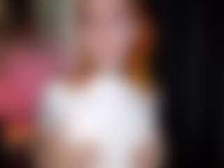 Live cam show with Ariana - New Lovense on CamClone