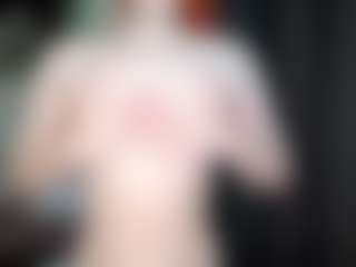 Live cam show with Ariana - Tease Red Hair on Milfs Live