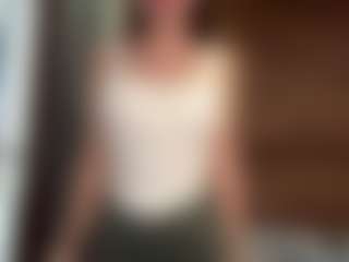 Live cam show with Sofia - Cute on camwithhim.com