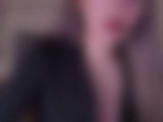 hazelheartt's Live Sex Cam Show