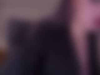 hazelheartt's Live Sex Cam Show