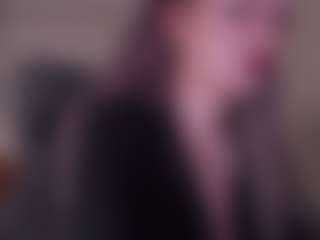 hazelheartt's Live Sex Cam Show