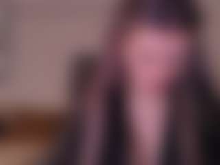 hazelheartt's Live Sex Cam Show