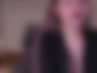hazelheartt's Live Sex Cam Show
