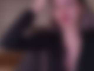 hazelheartt's Live Sex Cam Show