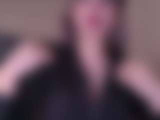 hazelheartt's Live Sex Cam Show