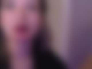 hazelheartt's Live Sex Cam Show