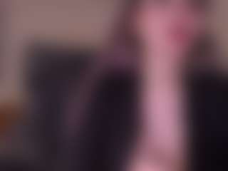 hazelheartt's Live Sex Cam Show