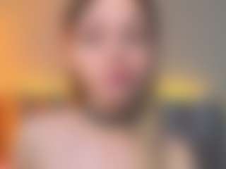 Live cam show with HottyAlba - Full Nudity on Camsoda