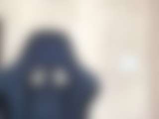 Live cam show with Varvara - Brown Hair Teen (18+) on Dare Cams