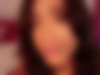 Live cam show with Meganlux - Skinny on Milfs Live