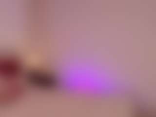 Show en direct avec Meganlux - Cute sur Camsoda