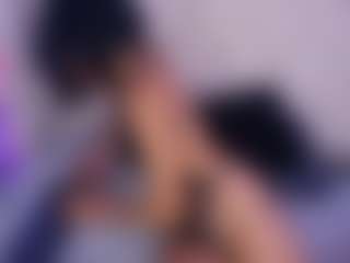Live cam show with Mia-Palmeer - Skinny on CamClone
