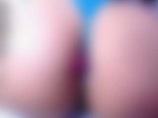 Mia-Palmeer's Live Sex Cam Show