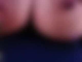 Live cam show with Paris-Harper - New Blowjob on Camsoda