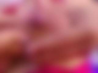 Live cam show with Paris-Harper - Facial Piercings on Camsoda