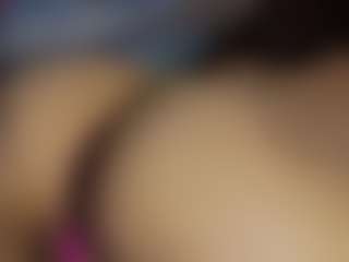 skinnylittlemilff's Live Sex Cam Show