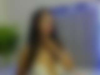 Live cam show with Stardoll777 - Skinny MILF on StripNow