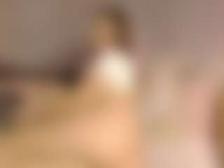Live cam show with Stefymoore7 - Solo on xblisslive.com