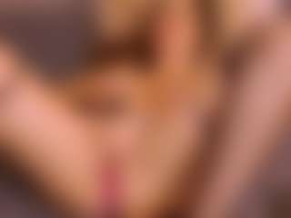 Live cam show with Stefymoore7 - Fingers on Camsoda