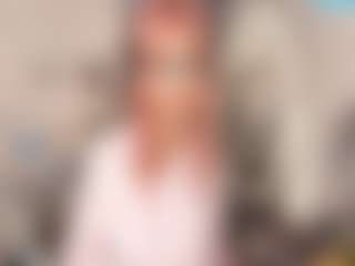 Live cam show with StephanyBoruff - Shower on madthumbs