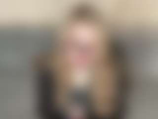 Siaran langsung penampil webcam MILF VeliaCaricofe
