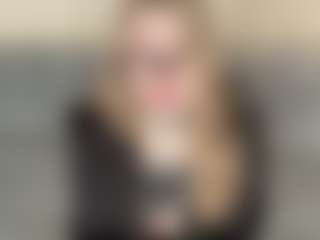 Live cam show with VeliaCaricofe - Public Mature on crypto-cams