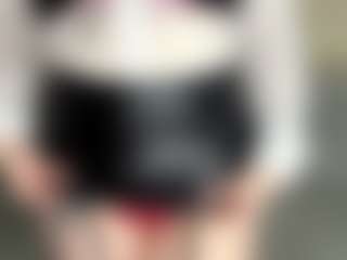 Live cam show with VeliaCaricofe - MILF Teen (18+) on CamwithHer