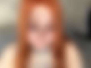 Miley MILF webcam performer live streaming