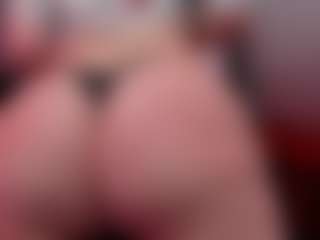 Live cam show with Alaska-Rose - New Squirt on Camsoda
