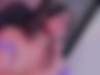 Live cam show with Alaska-Rose - Asian Mature on Camsoda