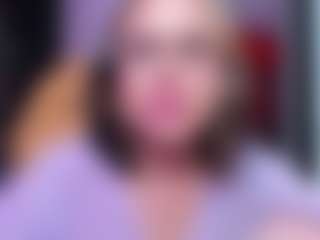 Live cam show with Alaska-Rose - Dildo on livesuperchat.net