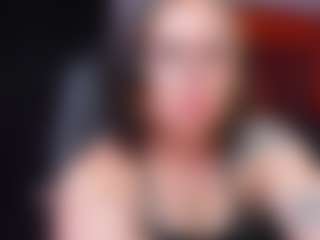Live cam show with Alaska-Rose - Facial Piercings on makecum.org