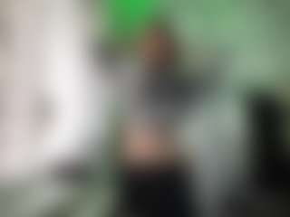 Live cam show with Elizabeth - Brown Hair on livesuperchat.net