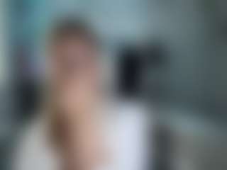 Live cam show with Elizabeth - Brown Hair on Uber Horny