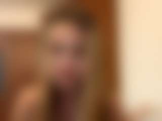 Live cam show with AliciaMagouliotis - Gamer Ebony on Camsoda | georgia
